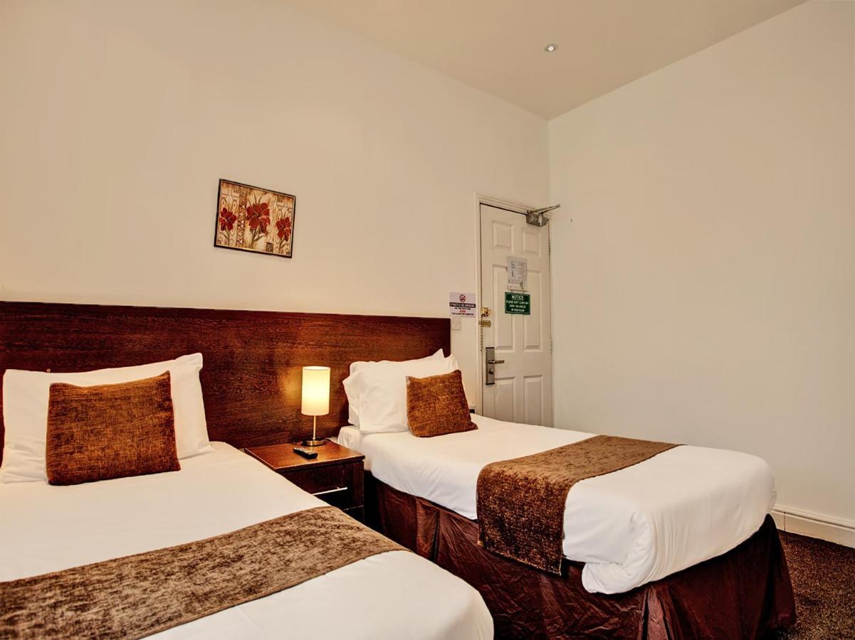 The Waverley Hotel 3*